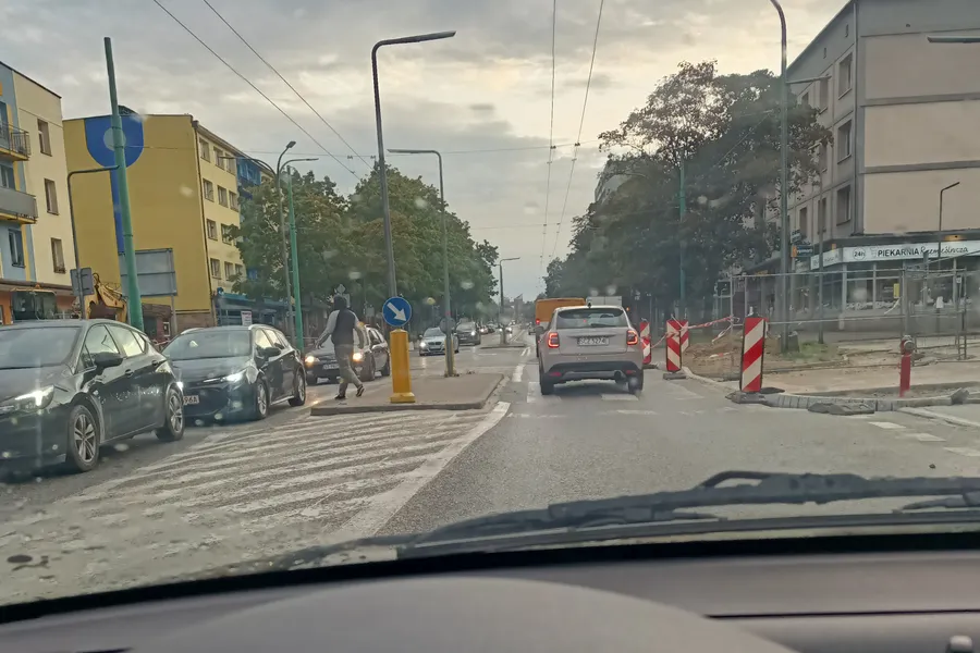 Inne miasta, utrudnienie